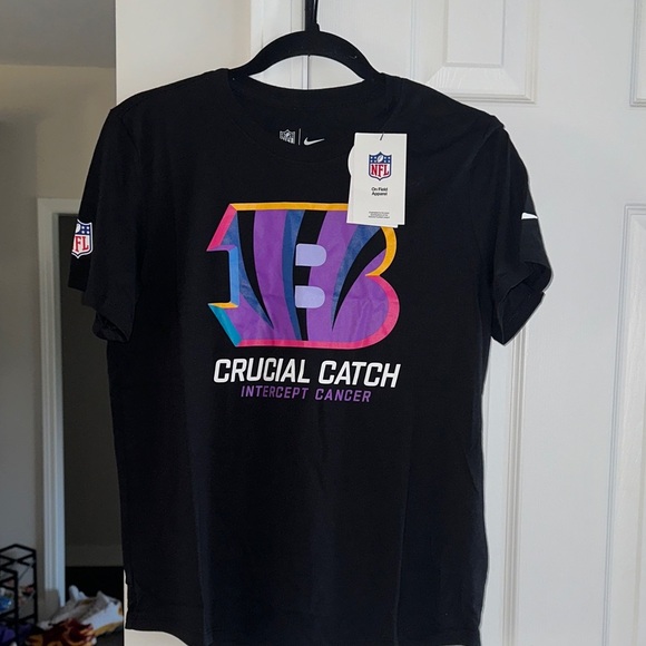 NFL Women’s  Black Crucial Catch T-Shirt - Picture 1 of 5